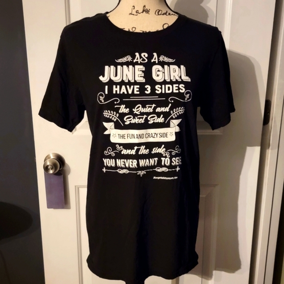 June Girl t-shirt - Picture 2 of 3